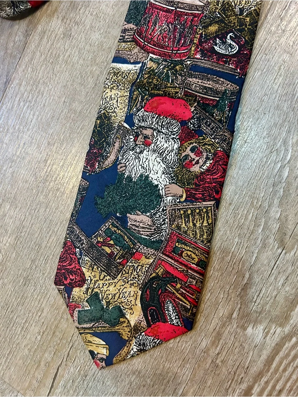VTG Alynn Neckwear Christmas Tie Santa’s Workshop Men's Elf Toys Nostalgic